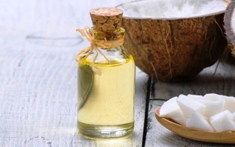 Kegunaan Minyak Kelapa untuk Kecantikan yang Jarang Diketahui