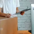 Kelebihan Menggunakan Shipper untuk Cek Resi & Lacak Paket Pengiriman dengan Mudah