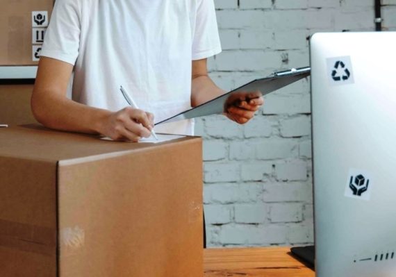 Kelebihan Menggunakan Shipper untuk Cek Resi & Lacak Paket Pengiriman dengan Mudah