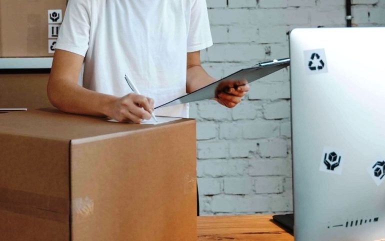 Kelebihan Menggunakan Shipper untuk Cek Resi & Lacak Paket Pengiriman dengan Mudah